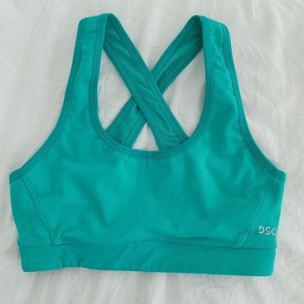 sports bra